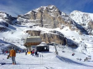 Wyciąg narciarski w Dolomitach